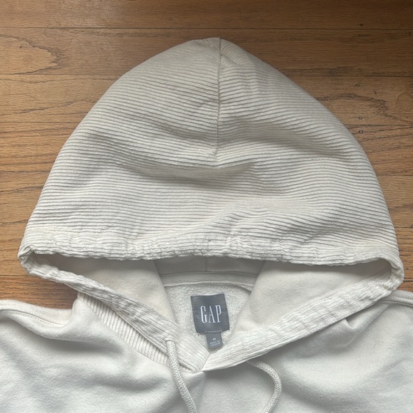 GAP hoodie - Picture 3 of 3